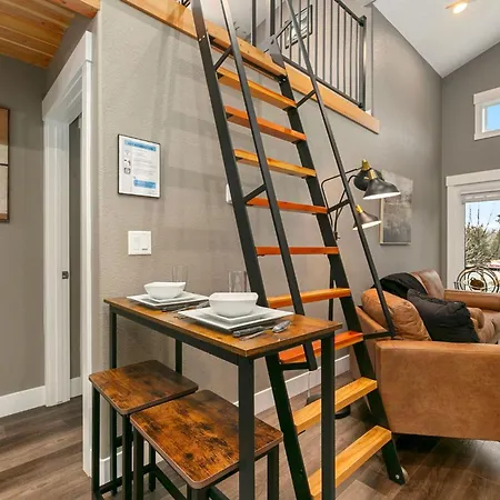Luxury Living - Walk To Poudre Trail And Old Town! Apartamento